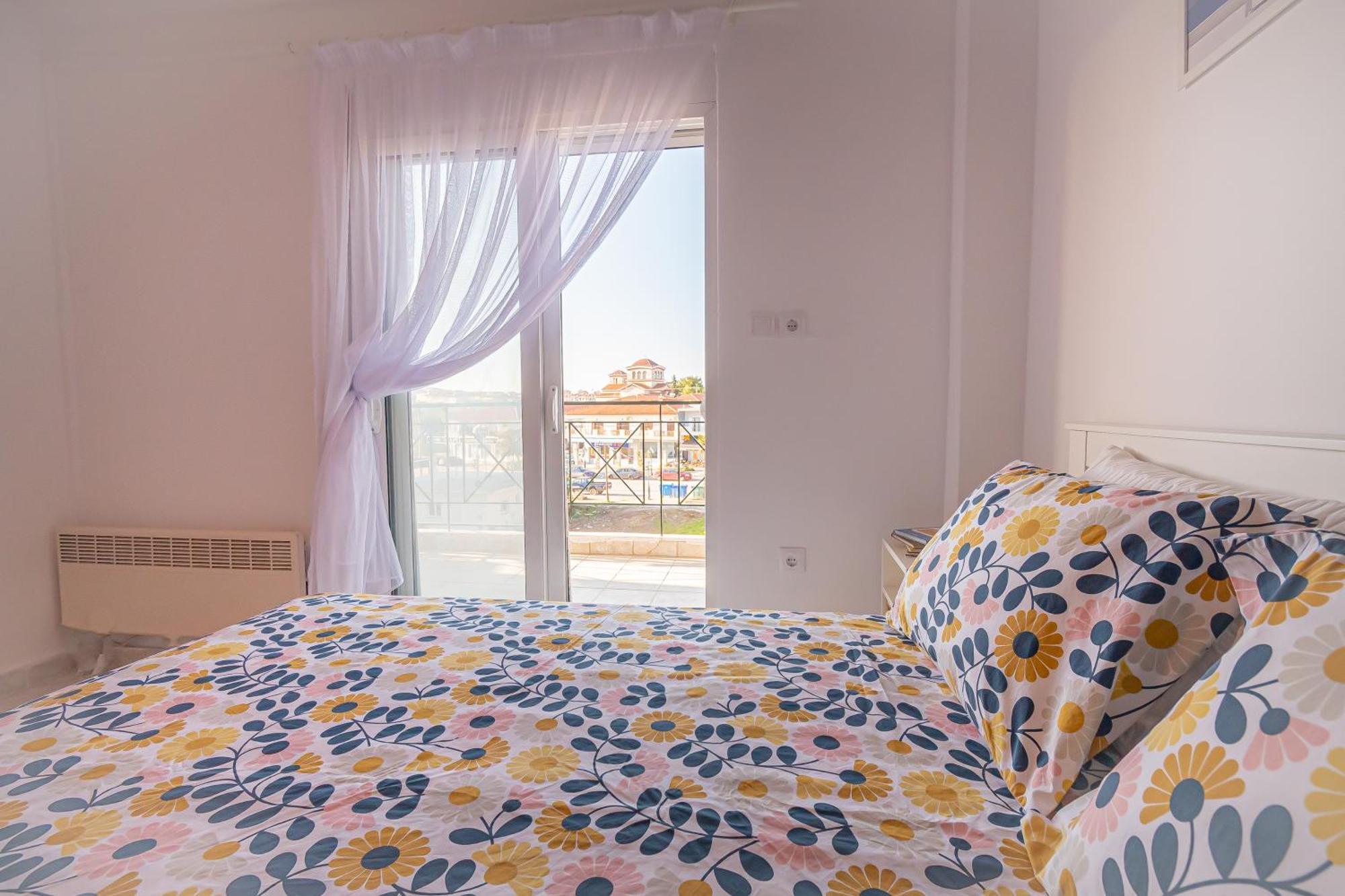 1-bedroom 500m Away From The *